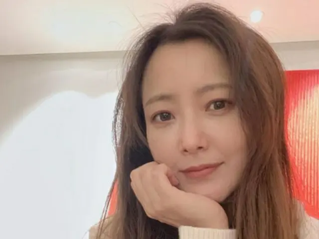 45歳キム・ヒソン、年を取るほど若返る美貌（画像提供:wowkorea）