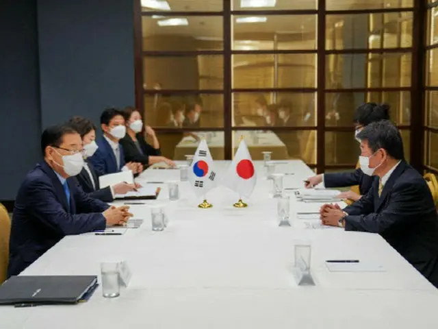 ”4か月ぶりの会合”日韓外相、歴史問題は「平行線のまま」（画像提供:wowkorea）