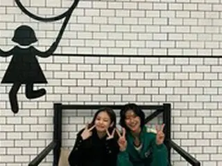 「イカゲーム」出演チョン・ホヨン、「BLACKPINK」JENNIEと仲良し？意外な親交