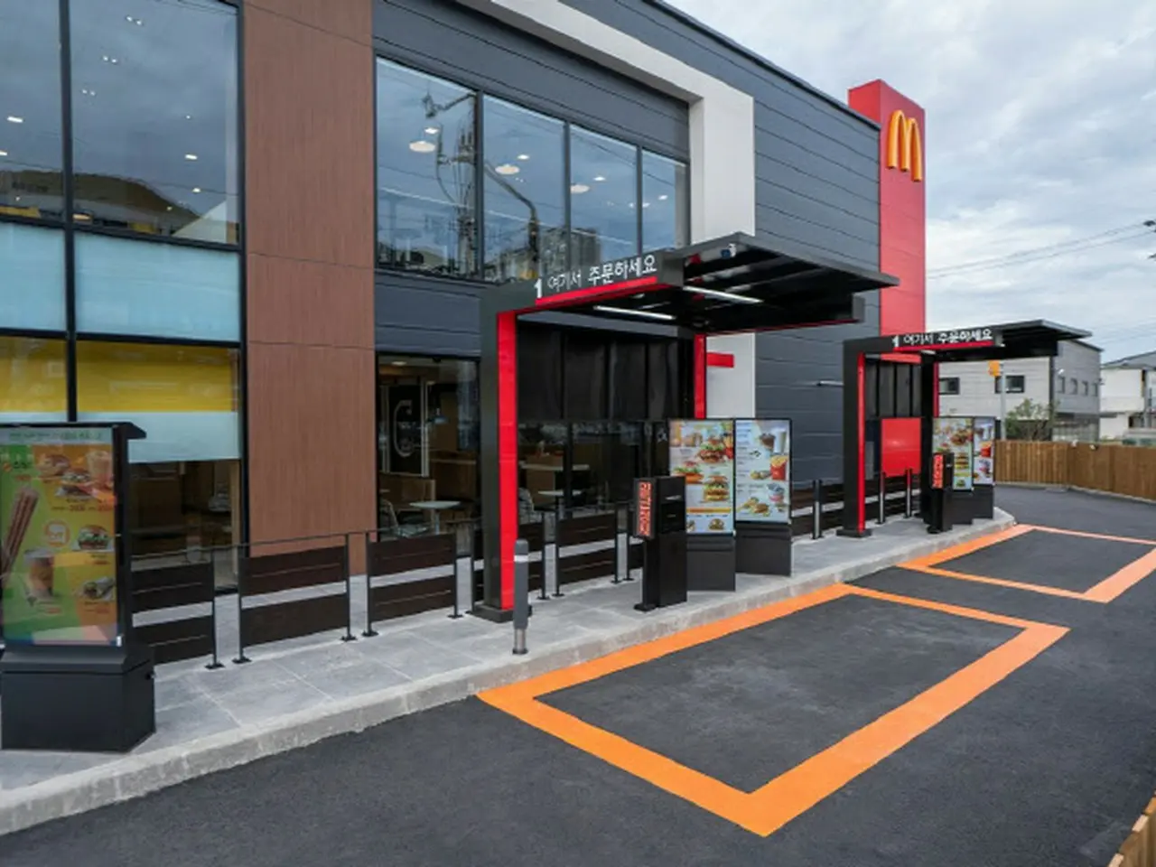公式通販 アメリカ Barbie McDonald’s 伊達メガネ ハッピーセット 小物 公式通販 アメリカ Barbie McDonald’s 伊達メガネ ハッピーセット 小物