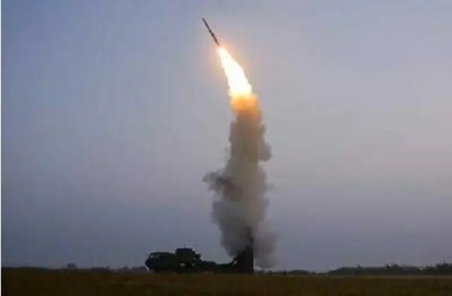 北朝鮮は9月30日、「反航空ミサイル」の試験発射を実施したことを明らかにした（画像提供:wowkorea）