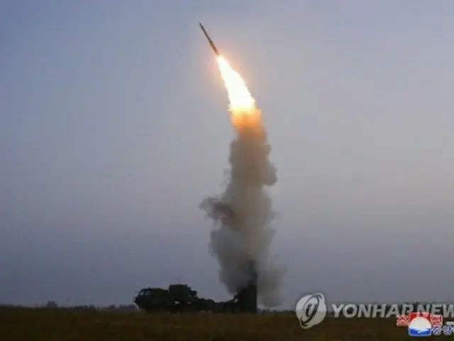 北朝鮮の朝鮮中央通信は9月30日に新型の反航空（地対空）ミサイルの発射実験を行ったと報じた＝（朝鮮中央通信＝聯合ニュース）≪転載・転用禁止≫