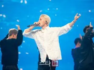 歌手B.I（元iKON）、海外アーティストとオンラインコンサートでグルーバルファンを魅了「とても幸せ」