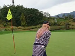 「少女時代」ヒョヨン、「ゴルフはできなくても、ゴルフルックはきれいに」