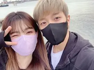 ユルヒ(元LABOUM)、夫チェ・ミンファン（FTISLAND）と2ショット…「本当に久しぶりに2人でデート」
