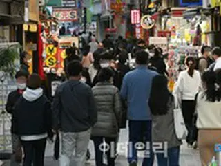 一歩踏み出した「ウィズコロナ」…首都圏の私的集会・結婚式の人数制限緩和＝韓国