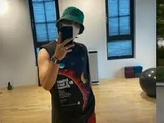 “プレパパ”SOL（BIGBANG）、縁起のいい便り？…街を散歩中に孔雀と遭遇…「こんなことが…」