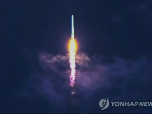 雲を突き抜けるヌリ＝２１日、高興（聯合ニュース）