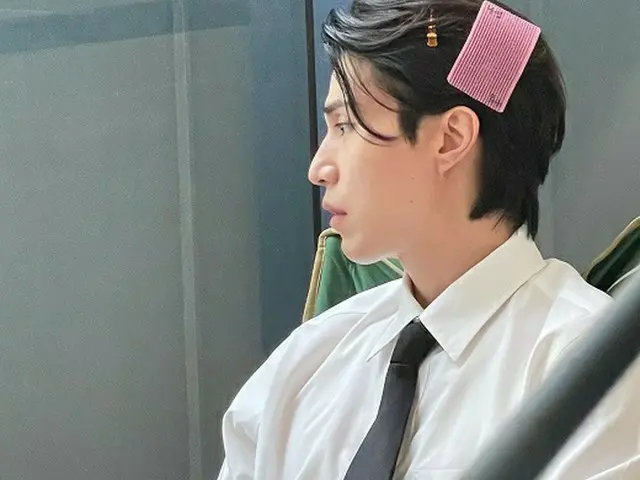 俳優イ・ドンウク、白く透き通った肌に整った横顔…あくび姿にも胸きゅん（画像提供:wowkorea）