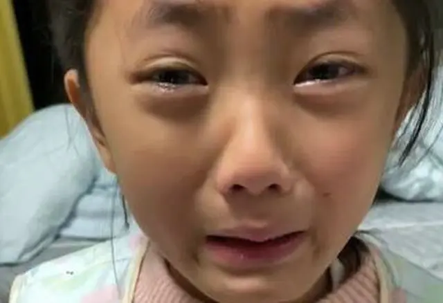 中国・四川省の少女が「北京語」をうまく話せず号泣する動画が物議…海外の中国系住民「文化的ジェノサイド」＝台湾報道（画像提供:wowkorea）