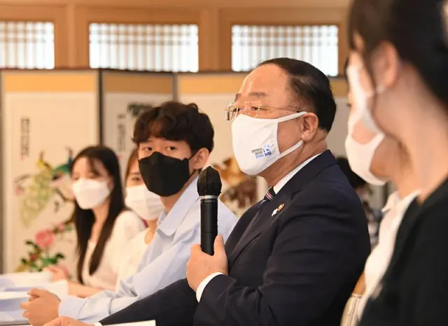 尿素水、軍用機でオーストラリアから2万リットル輸入…ベトナムとも導入を協議＝韓国（画像提供:wowkorea）