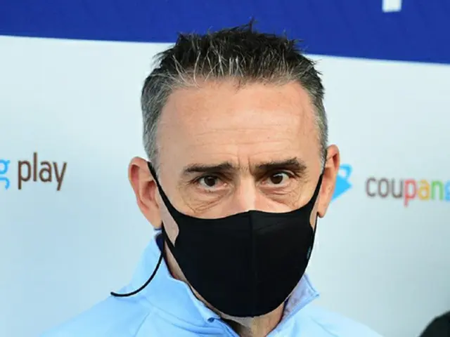 韓国サッカー代表ベント監督「ファン・ウィジョ＆キム・ヨングォンの不在…最高の戦略を探す」（画像提供:wowkorea）