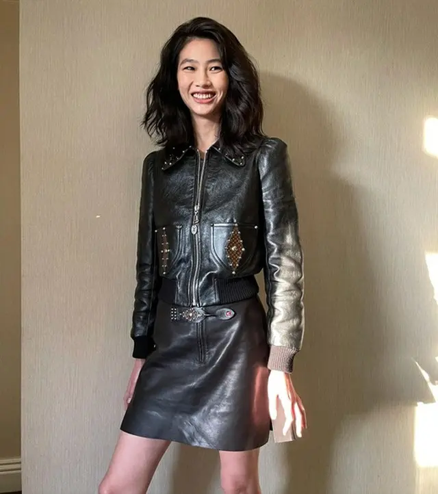 「イカゲーム」出演チョン・ホヨン、上から下まで高級ブランドで”トップモデルの貫録”（画像提供:wowkorea）