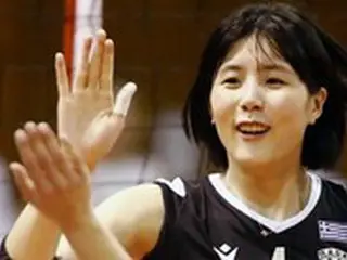 「いじめ問題で追放」韓国女子バレー双子の姉イ・ジェヨン、ひざ負傷で帰国…ギリシャ出国から1か月
