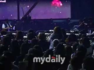 SMアイドルら出演の久しぶりの対面コンサートで「販売のための写真を撮影」する自己中ファンの行動が問題に