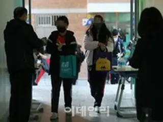 韓国教育部長官「青少年の感染率が成人を超える…学生もワクチン接種を」