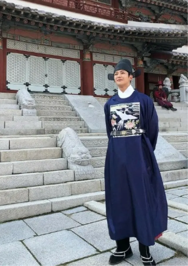 ロウン（SF9）、「恋慕しましょう」…温もりのビジュアルで「恋慕」の本放送死守をアピール（画像提供:wowkorea）