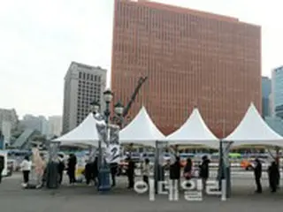 「休日でも3千人台」新型コロナ新規感染者数3309人＝韓国