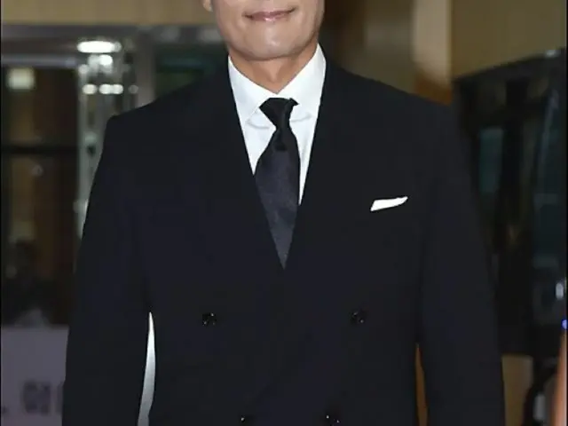 【公式】俳優イ・ビョンホン、PCR検査の結果は“陰性”…新型コロナウイルス感染のチョン・ウソンと濃厚接触（画像提供:wowkorea）