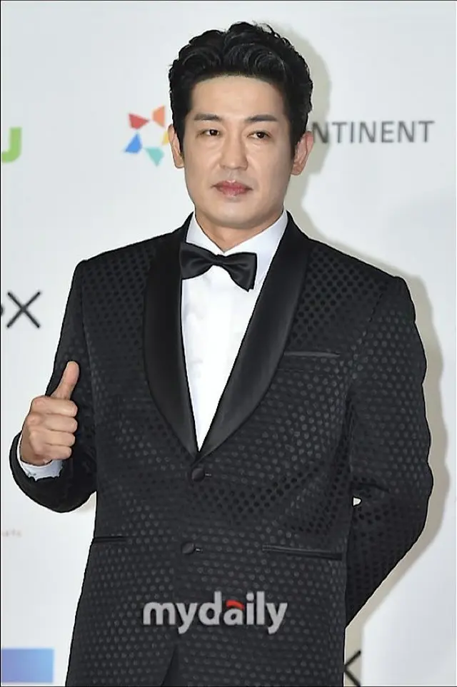 俳優ホ・ソンテ、「2021 AAA」で「ベストアクター賞」受賞…「『イカゲーム』俳優たちばかり注目されるが、スタッフにも感謝・尊敬」（画像提供:wowkorea）