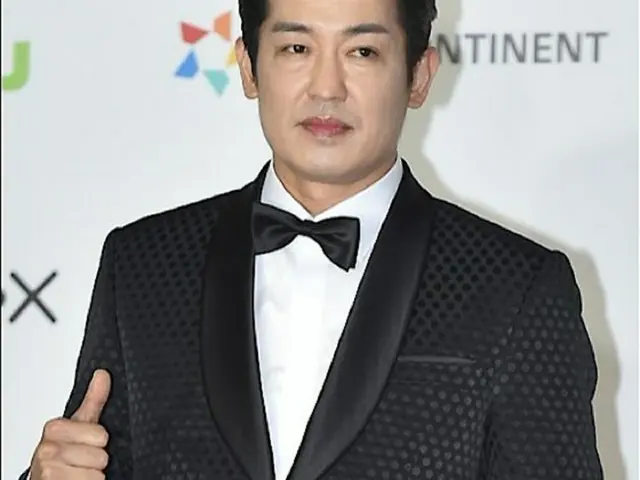俳優ホ・ソンテ、「2021 AAA」で「ベストアクター賞」受賞…「『イカゲーム』俳優たちばかり注目されるが、スタッフにも感謝・尊敬」（画像提供:wowkorea）