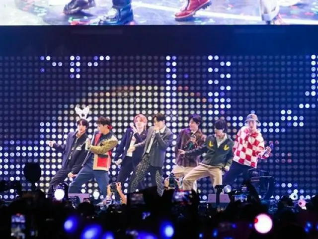 「BTS（防弾少年団）」、新譜やワールドツアーへのヒントが“まばたき”で明らかに…米「ジングルボール」出演（画像提供:wowkorea）