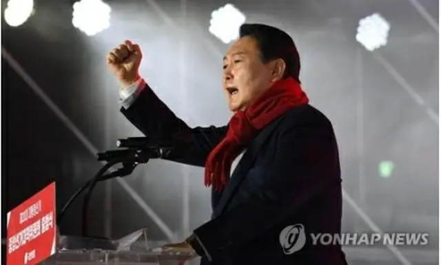 発足式で演説する尹氏（国会写真記者団）＝6日、ソウル（聯合ニュース）