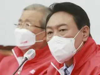 韓国野党の尹錫悦大統領選候補、妻の活動に関する質問受け「適切な時期に姿を見せるだろう」