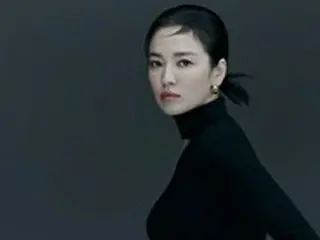 女優ソン・ヘギョ、オールブラックの”美ビジュアル”で見る者を圧倒