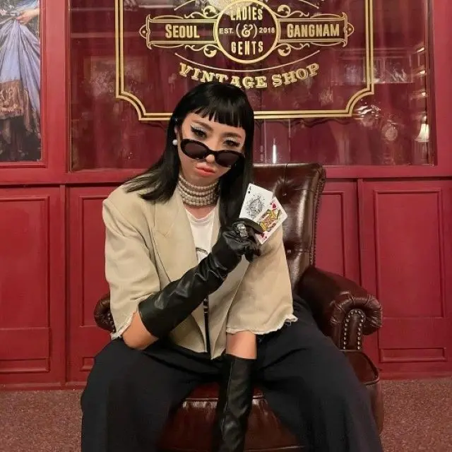 MINZY（元2NE1）、5連の真珠のネックレスを重ね付けの強烈なビジュアル…“クール＆ビューティ”のオーラ発散（画像提供:wowkorea）