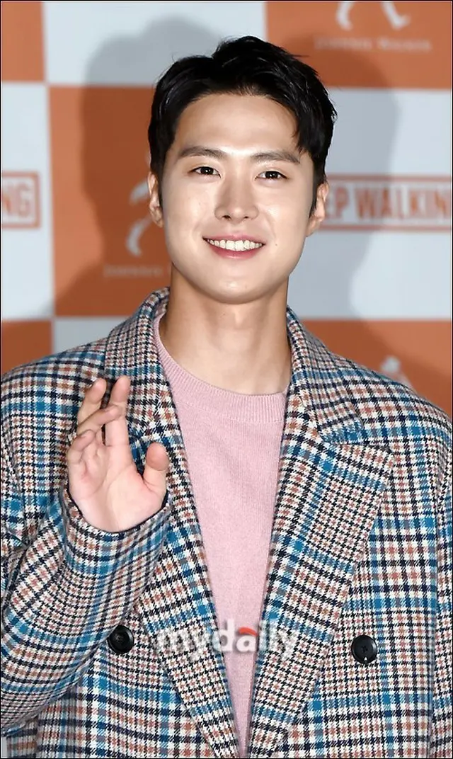 俳優コンミョン、きょう(14日)入隊…入隊場所と時間は非公開（画像提供:wowkorea）