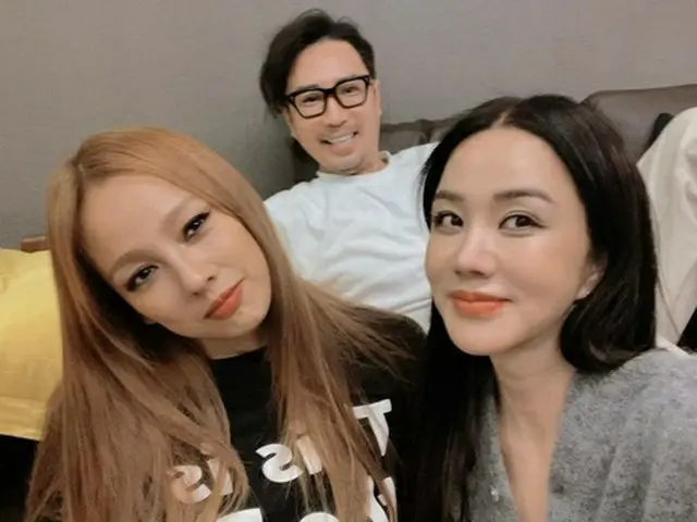 オム・ジョンファ＆イ・ヒョリ、姉妹のような仲の良さ…「2021 MAMA」出演後に集まる（画像提供:wowkorea）
