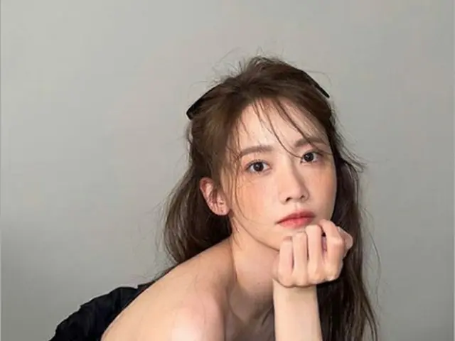 「少女時代」ユナ、赤いチークが愛らしい（画像提供:wowkorea）
