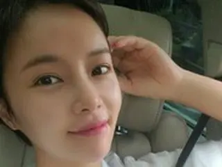 女優ファン・ジョンウム、国民請願に参加督励…「助けてください」