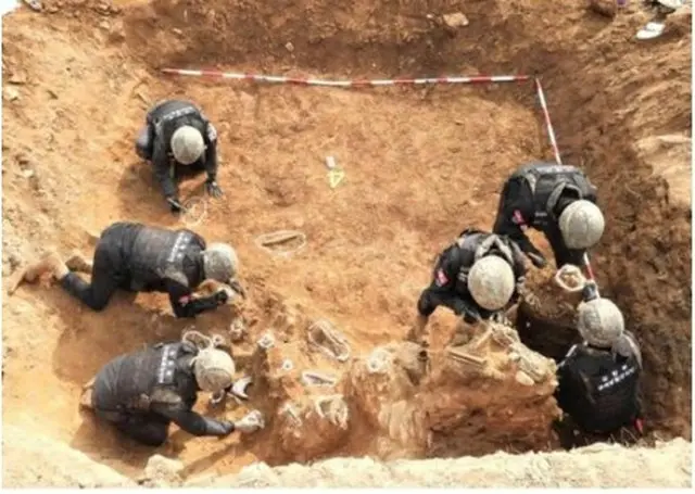 白馬高地での遺骨収集（資料写真）＝（聯合ニュース）