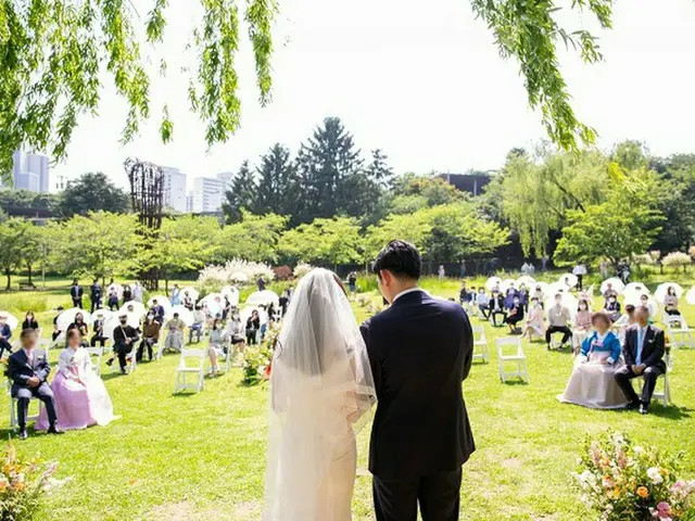 韓国では、自治体の支援する「小さな結婚式」を好む市民たちが増えている（画像提供:wowkorea）
