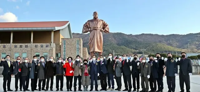 「頭突き王」大木金太郎さんをたたえた銅像完成、故郷の韓国・高興郡で除幕式（画像提供:wowkorea）