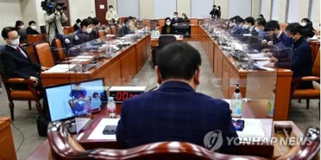 国会政治改革特別委員会全体会議（国会写真記者団）＝28日、ソウル（聯合ニュース）