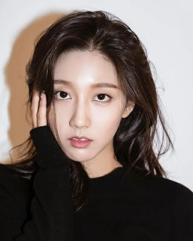 女優転身も問題ない美しさ……元「LOVELYZ」のチョン・イェインがSNSで写真を公開（画像提供:wowkorea）