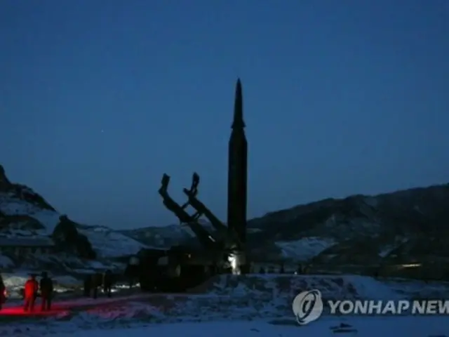 北朝鮮の朝鮮中央テレビは12日、前日行われた極超音速ミサイル発射の様子を報じた（朝鮮中央テレビの映像より）＝（聯合ニュース）≪転載・転用禁止≫
