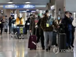 韓国の新規コロナ感染者4542人　重症者は700人下回る