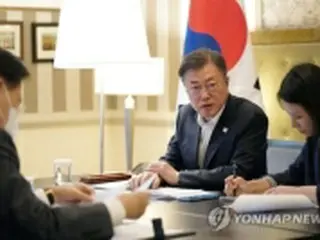 文大統領がUAE首脳と電話会談　対面の代わりに
