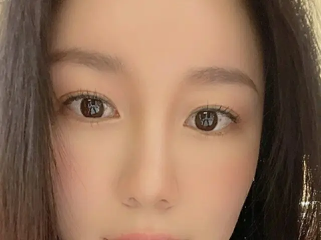 “イ・スンギの恋人”女優イ・ダイン、シックな表情の近況写真を公開（画像提供:wowkorea）