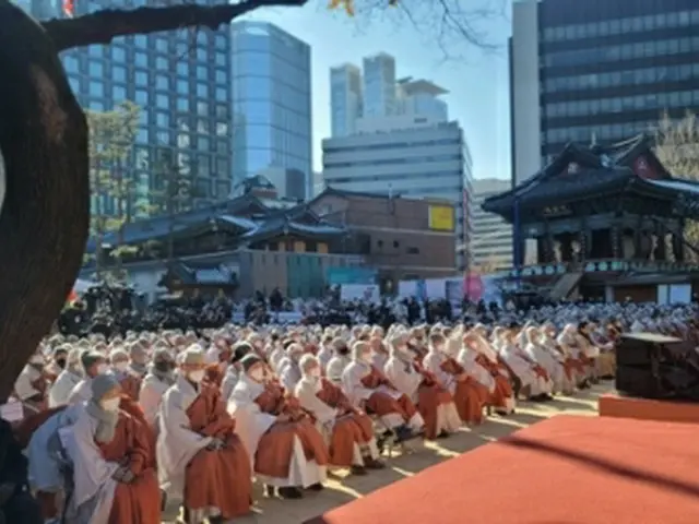ソウルの曹渓寺で開かれた全国僧侶大会の様子＝２１日、ソウル（聯合ニュース）