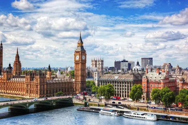 英国の環境当局は「ゴミの無断投棄」完全退治を目標に「戦争」を宣言した（画像提供:wowkorea）