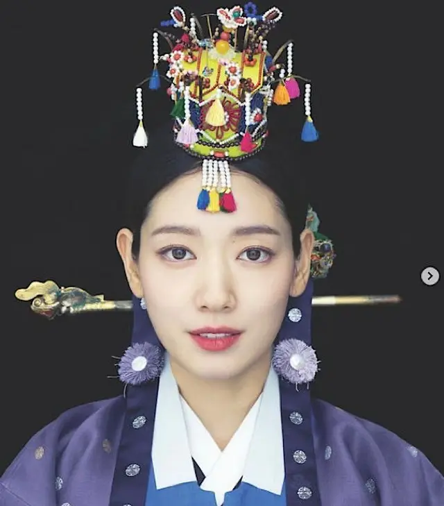 “韓国の美”女優パク・シネ、伝統韓服まで完璧に消化…「多くの祝福に感謝」（画像提供:wowkorea）