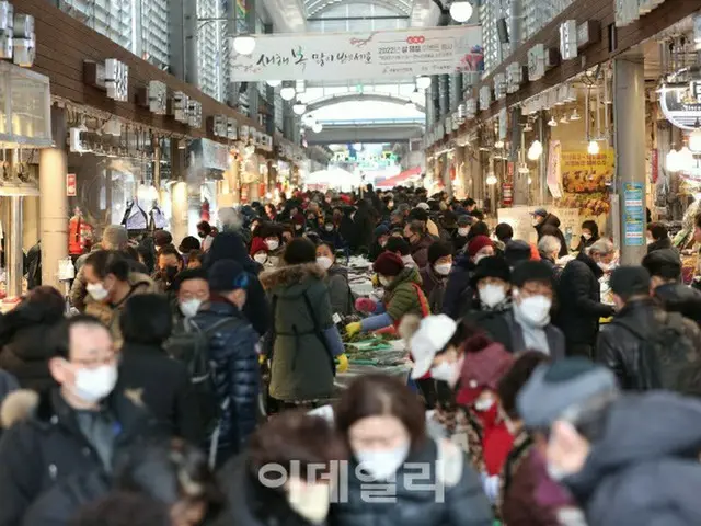 旧正月を前に活気あふれる市場=韓国（画像提供:wowkorea）