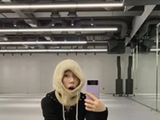 「少女時代」テヨン、バラクラバを着用して顔だけひょっこり…キュートな姿披露