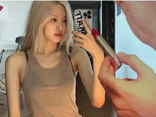 「BLACKPINK」 ROSE、すっぴんも輝くグラビア…「何がブランドなのか分からない」（画像提供:wowkorea）