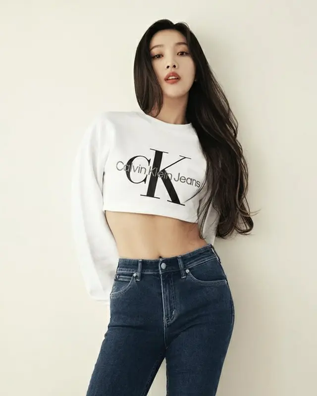 「Red Velvet」ジョイ、 タイトな服も問題なし…人並外れたスタイル披露（画像提供:wowkorea）